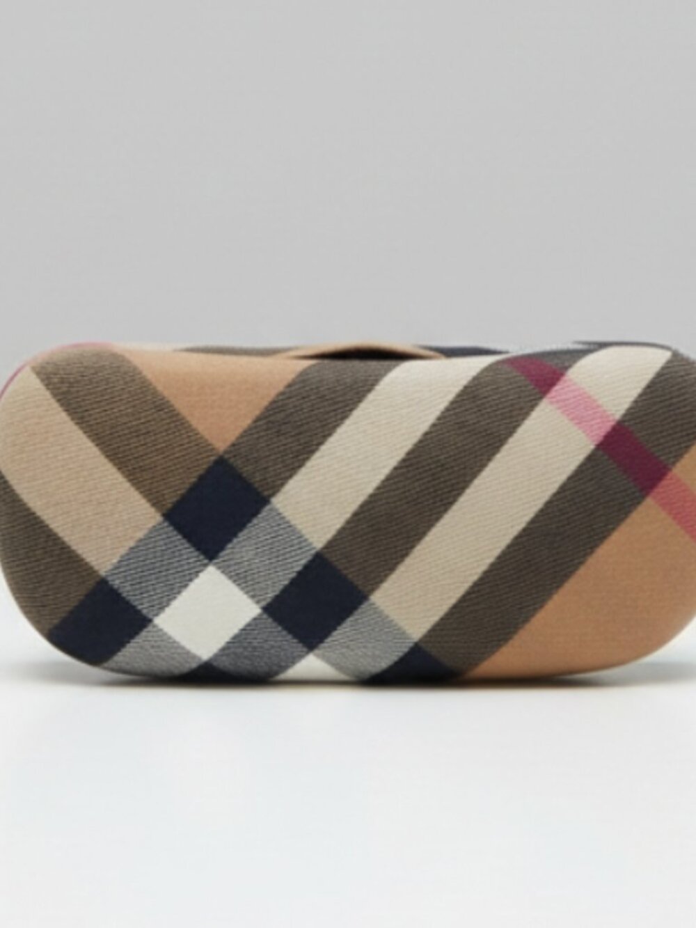 Burberry Iconic Pattern Glasses Case